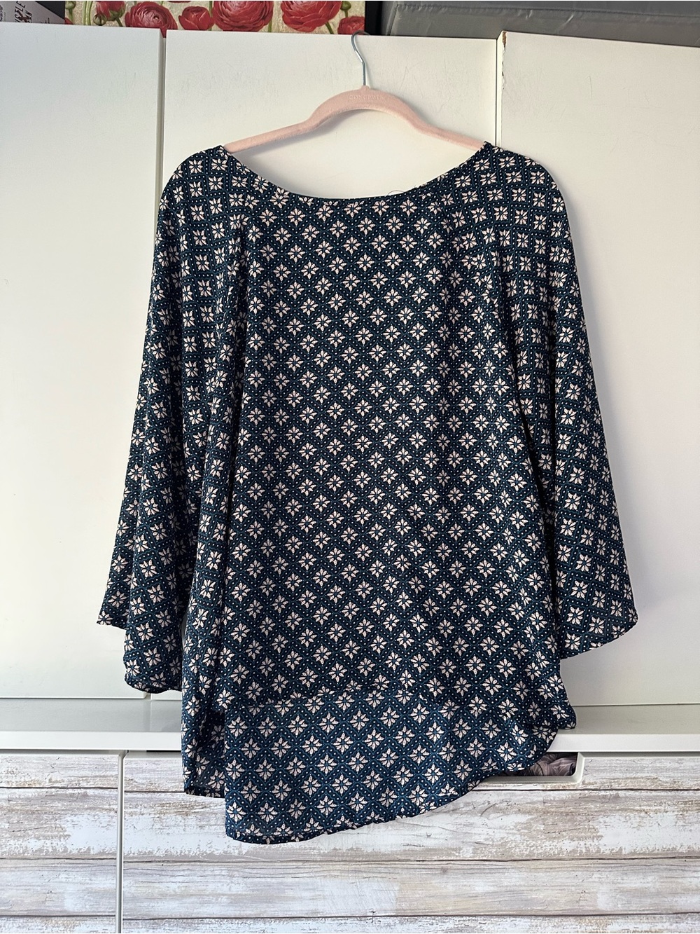 🌸 Paper Moon High-Low Bell Sleeve Blouse Size L